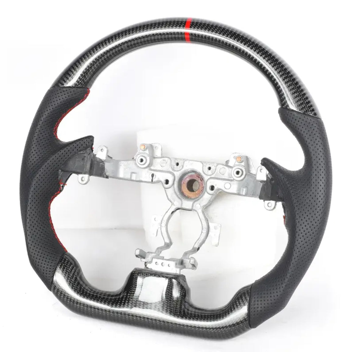Infiniti G35/G37/Q40 Carbon Fiber Steering Wheel (2007-2015)